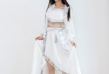 物恋传媒 No.2820 青提-高跟鞋、油亮薄白丝吊带大腿袜-美图岛